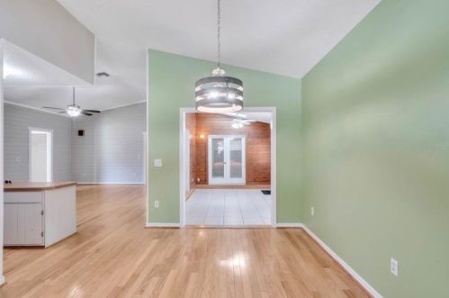 528 Ridgewood St, Altamonte Springs FL 32701-7712 exterior