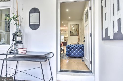 1107 52 St, Philadelphia PA 19143-4217 exterior