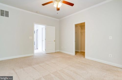 7541 Great Swan Ct, Alexandria VA 22306-2275 exterior