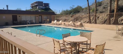 1130 Butler Dr, Phoenix AZ 85020-3763 exterior