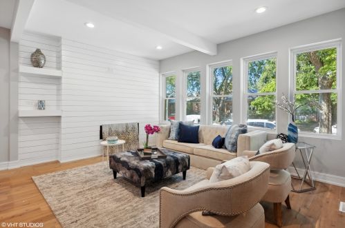 4647 Lawler Ave, Chicago IL  60638-2009 exterior