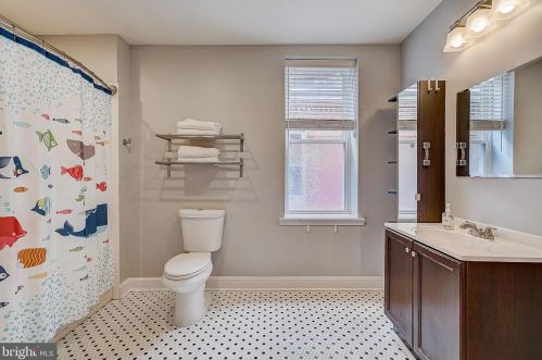 4721 Hazel Ave, Philadelphia PA 19143-2023 exterior