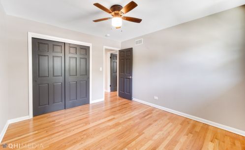 452 Adams St, Elmhurst IL  60126-4633 exterior