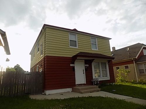4339 14th St, Milwaukee WI  53221-2314 exterior