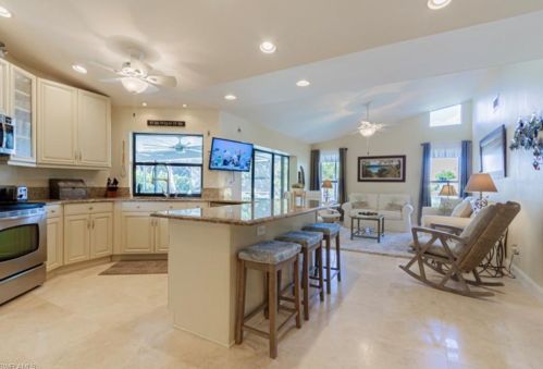 3341 Arlette Dr, Naples FL 34109-1512 exterior