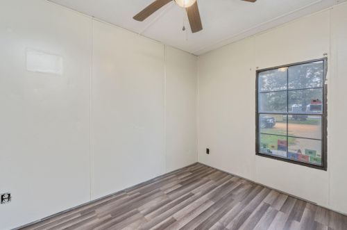 514 Royal Palm Ave, Defuniak Springs FL 32433-7548 exterior