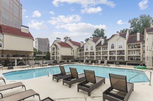 3655 Habersham Rd, Atlanta GA 30305-1142 exterior