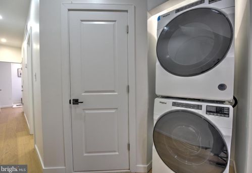 1107 52 St, Philadelphia PA 19143-4217 exterior