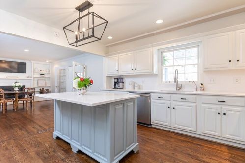 4755 Lafayette Ave, Atlanta GA 30327-3446 exterior