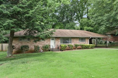 2589 Farley St, Atlanta, GA 30344-2324