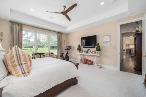 11428 Clayton Rd, Saint Louis MO 63131-2502 exterior