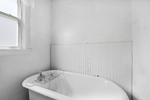 2035 Yale Ave, Saint Louis MO 63143-1473 exterior