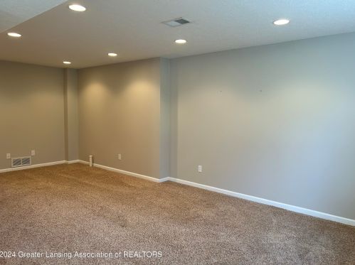 4406 Carmine Ct, Dewitt MI 48820-9183 exterior