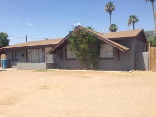 2820 49 Ave, Phoenix AZ  85031-1308 exterior