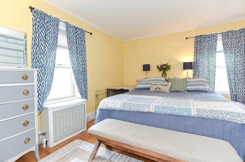 294 Metropolitan Ave, Boston MA exterior