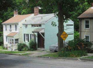 18 Spruce St, Poughkeepsie, NY 12601-1717