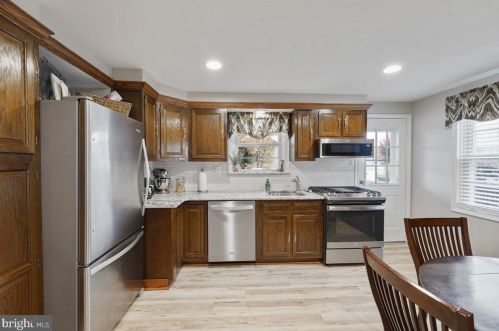 920 Lawnton Ter, Manor PA 19036-1112 exterior