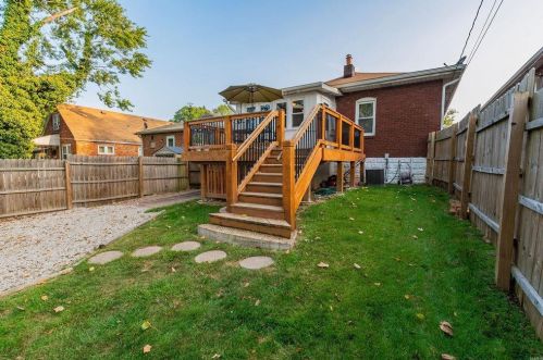 8511 Richard Ave, Saint Louis MO 63132-2806 exterior