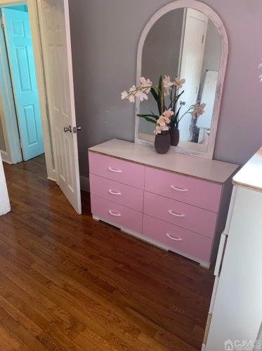 26 Becker Ter, Irvington NJ 07111-1311 exterior