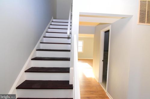 6439 Patience Ct, Alexandria VA 22315-3443 exterior