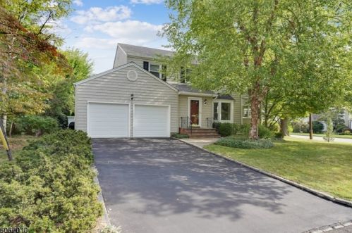 4 Tower Dr, Springfield, NJ 07081-1014