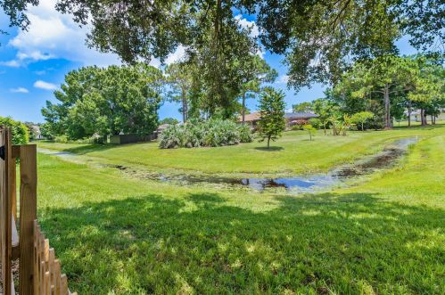 514 Clf Rd, Fort Pierce FL 34984-6226 exterior