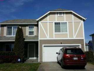 17008 183rd Pl, Seattle WA  98058-8853 exterior