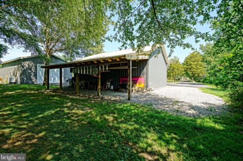 15544 New Rd, Lewes DE 19958-9573 exterior