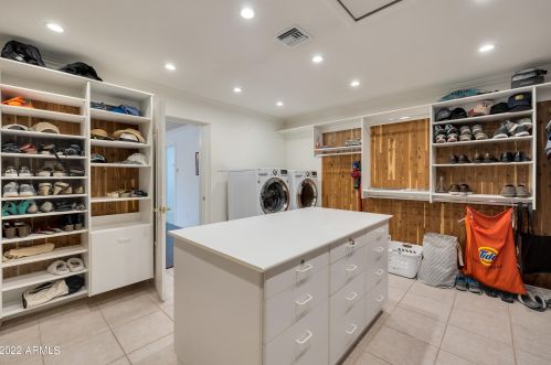 16002 6 Pl, Phoenix AZ 85024-1000 exterior