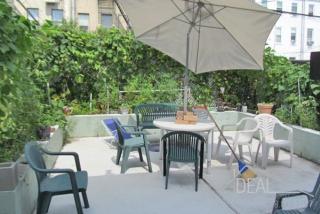 602 18th St, Brooklyn NY  11218-7302 exterior