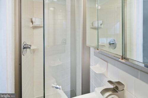 1734 Addison St, Philadelphia PA 19143-1107 exterior