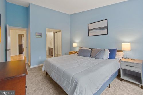 1653 Hugo Cir, Silver Spring MD  20906-5922 exterior