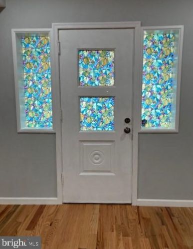 5937 Leithgow St, Philadelphia PA 19123-2127 exterior