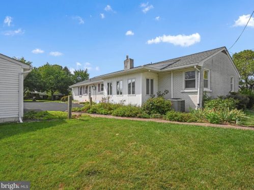 2180 Old Philadelphia Pike, Lancaster PA 17602-2633 exterior