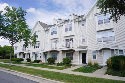 3741 Mammoth Trl, Madison WI  53719-4091 exterior