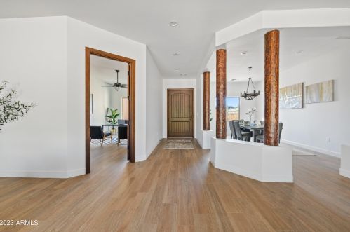 36648 27th Ave, Phoenix AZ 85086-8747 exterior