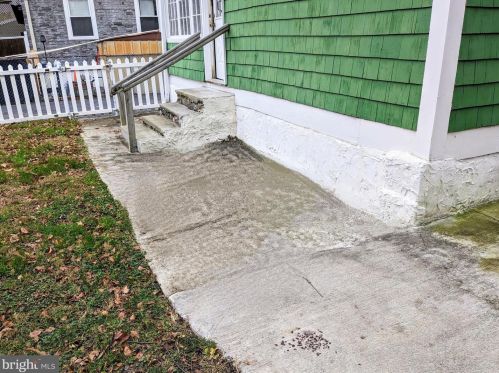 111 Cooke Ave, Manor PA 19036-1403 exterior