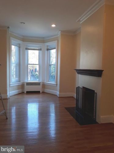 1124 6th St, Washington DC  20024-2606 exterior