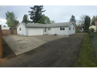 3616 141st Ave, Portland, OR 97236-2956