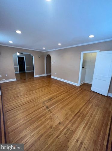 5941 11th St, Philadelphia PA  19141-3210 exterior