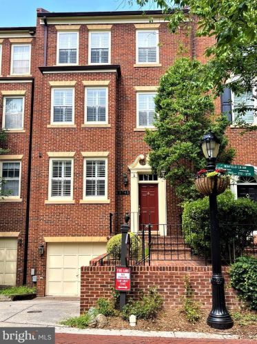 3741 Winfield Ln, Washington DC  20007-2398 exterior