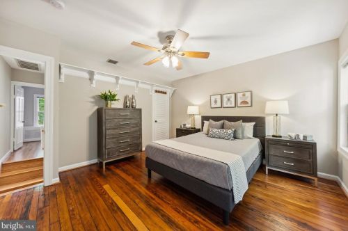 435 5 St, Washington DC 20003-2052 exterior