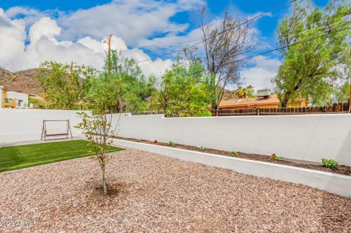 9837 Central Ave, Phoenix AZ 85020-1008 exterior