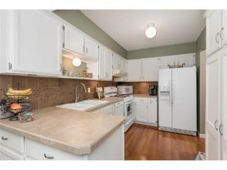 2860 Castleford Ct, Saint Paul, MN 55125-3416