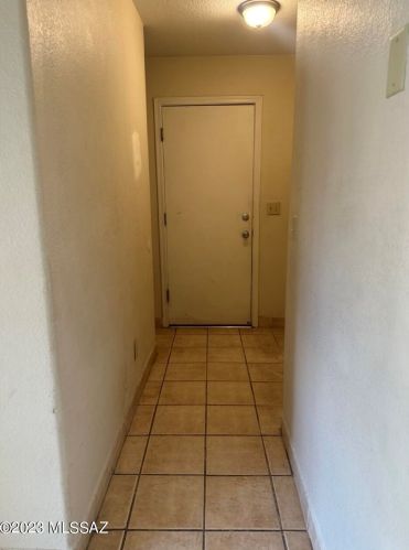 1765 Ransom Oaks Dr, Tucson AZ 85746-3173 exterior