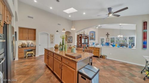 5158 Louis River Way, Tucson AZ  85718-4751 exterior