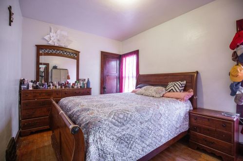 1570 Oklahoma Ave, Milwaukee WI 53207-2939 exterior