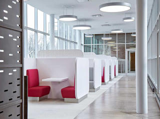 850 Clark St, Chicago IL  60605-3212 exterior