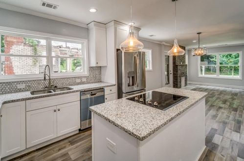 1048 Donnelly Ave, Atlanta, GA 30310-3353