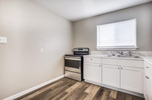 3705 Black Oak Dr, Dallas TX 75241-3308 exterior